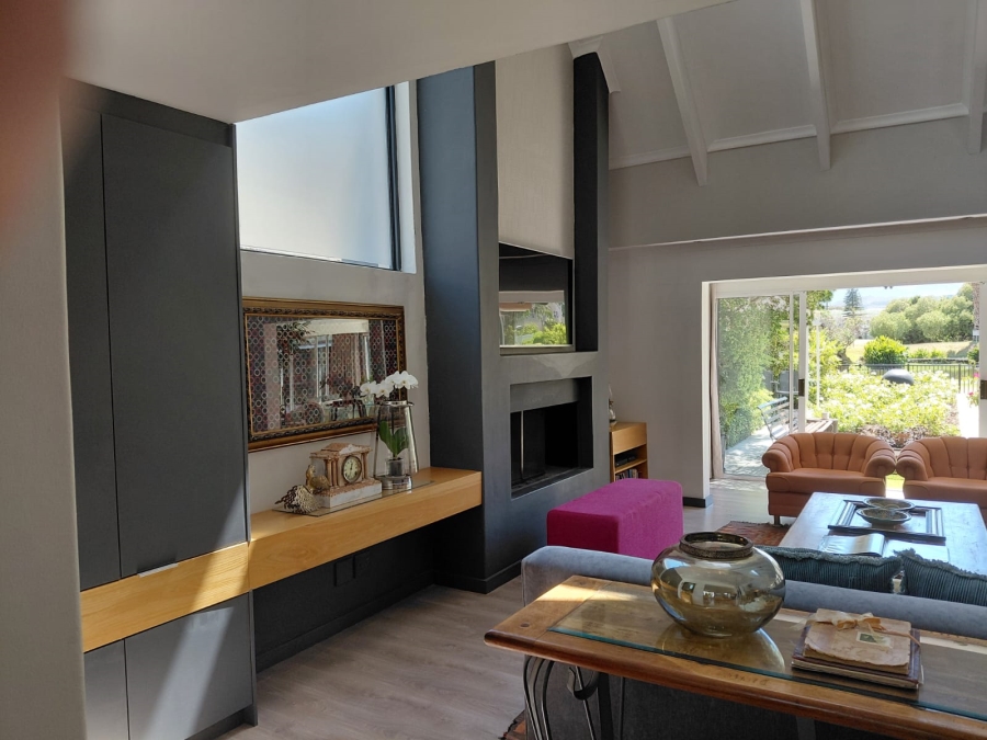 To Let 4 Bedroom Property for Rent in Greenways Golf Estate Western Cape